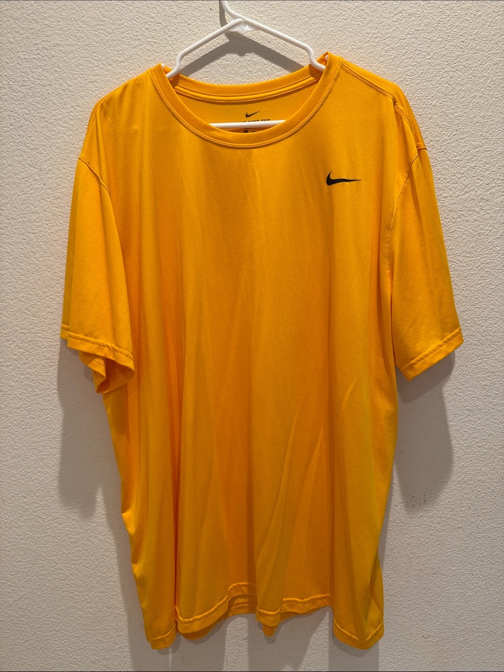 Nike Men’s Bright Yellow Short Sleeve Athletic Tee